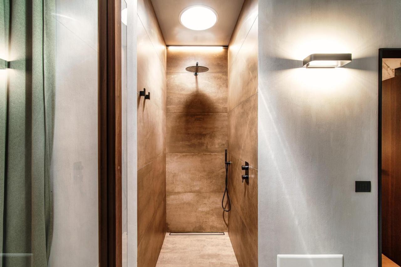 Suites Lorodellago Como - The House Of Travelers Εξωτερικό φωτογραφία