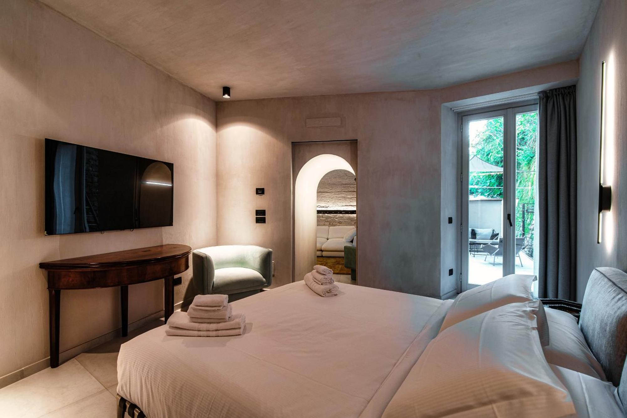 Suites Lorodellago Como - The House Of Travelers Εξωτερικό φωτογραφία